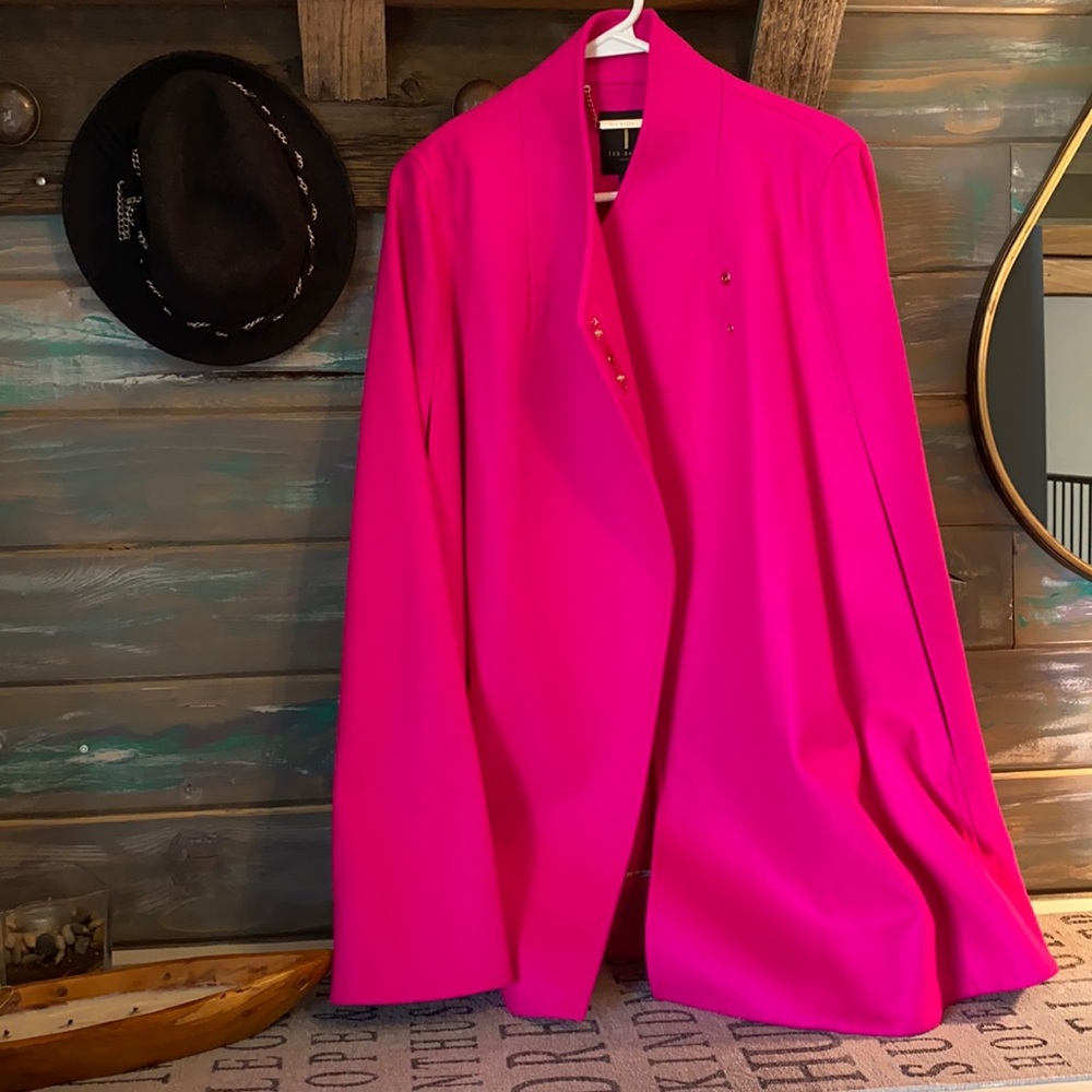 NWOT TED BAKER HOT PINK / FUSCIA CAPE